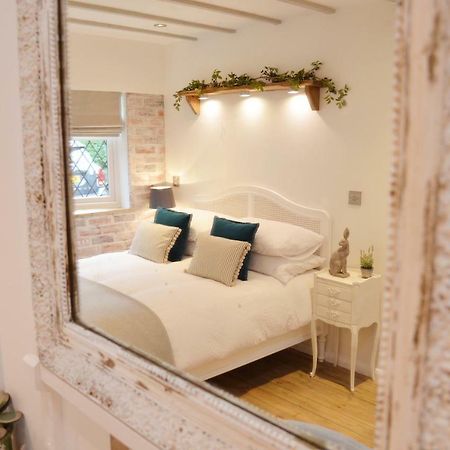 Owl Lodge Newport Pagnell Buitenkant foto